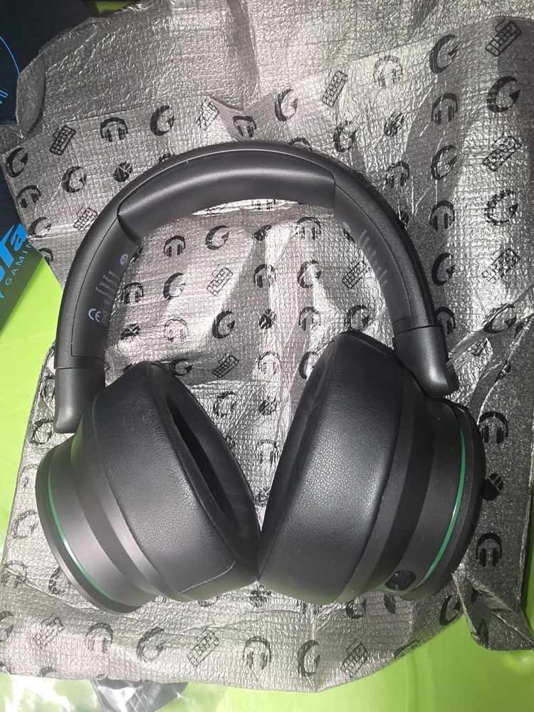 Captain 200 Wireless Gaming Headset Black