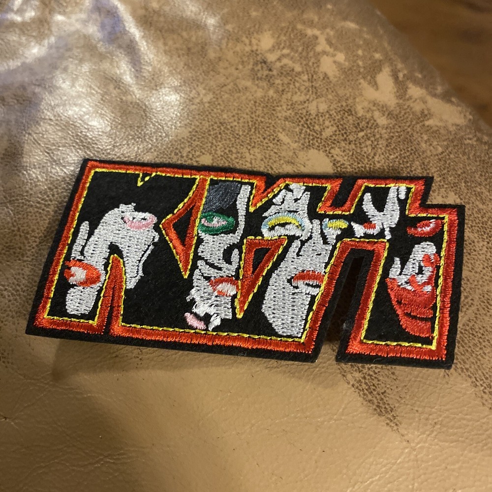 Kiss Logo - Classic Rock Patch Symbol Badge Emblem Insignia Love Army Fan Faces