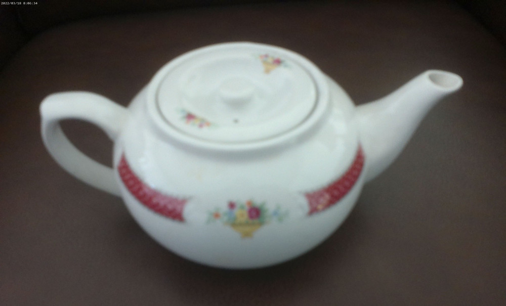 VINTAGE FLAT TOP TEAPOT