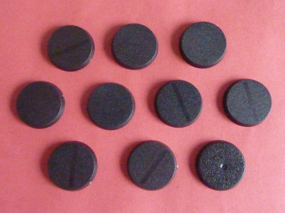 10 x 25mm Warhammer 40K BASE - Bits 40K