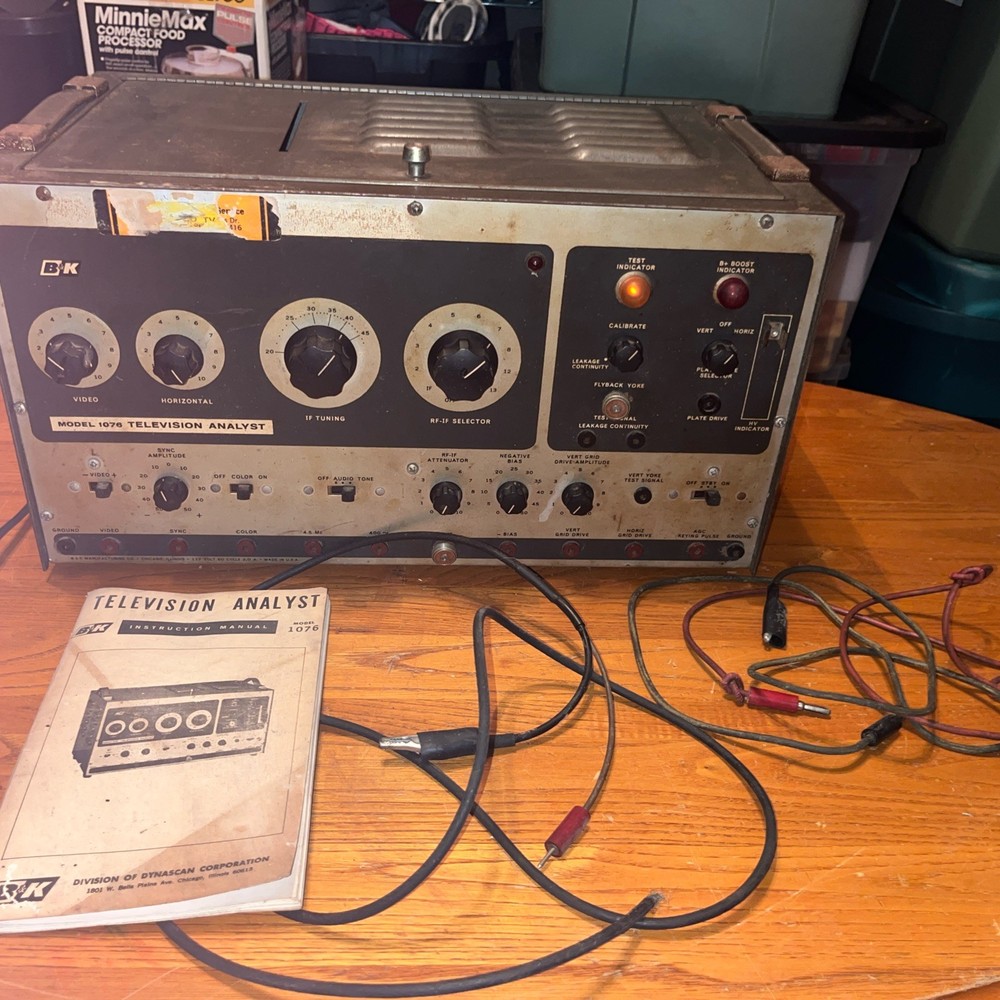 B&K 1076 Television Analyst (Untested, condition unknown, parts only)