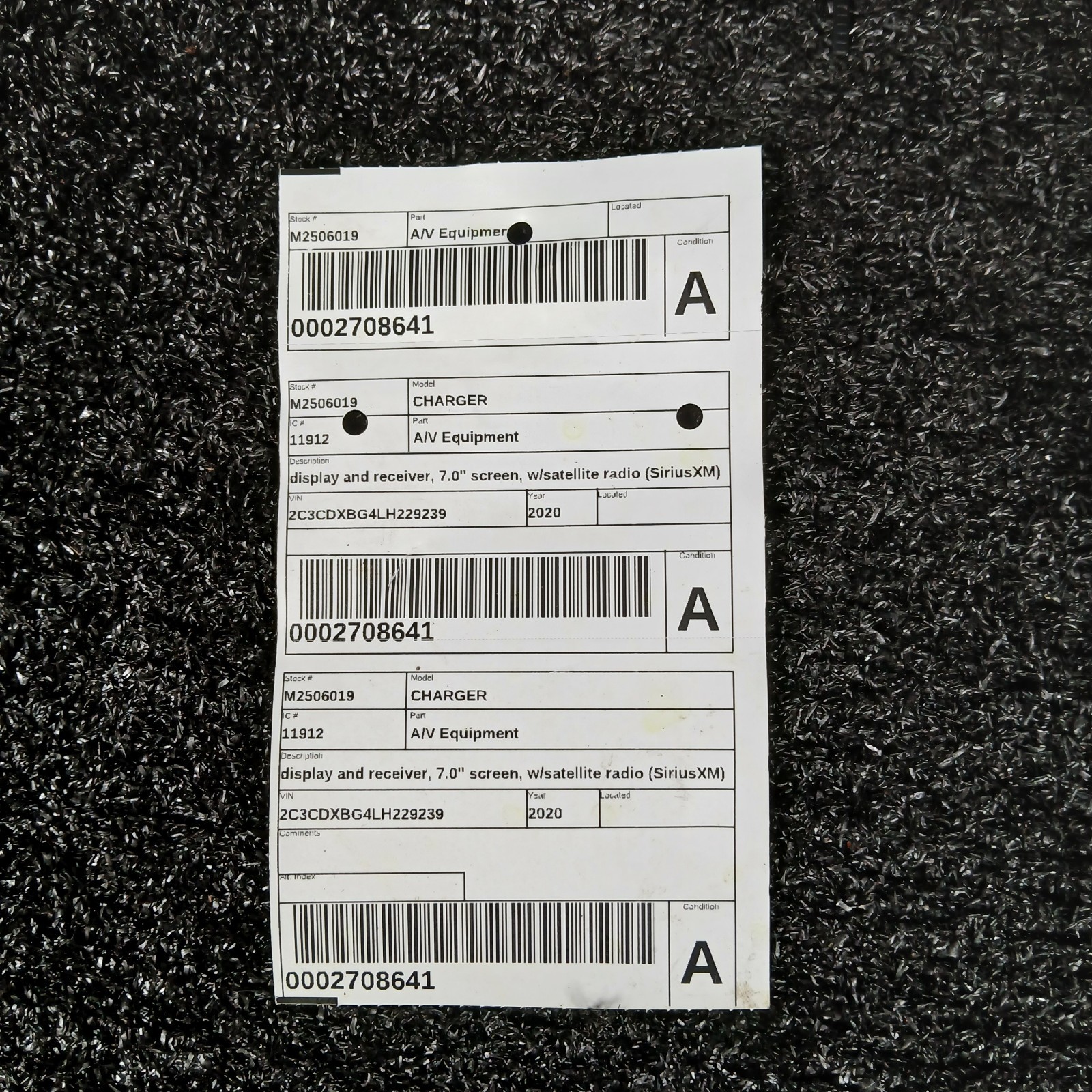 DODGE CHARGER Display and receiver 7.0" screen w/(SiriusXM) 68428468AB 18 20