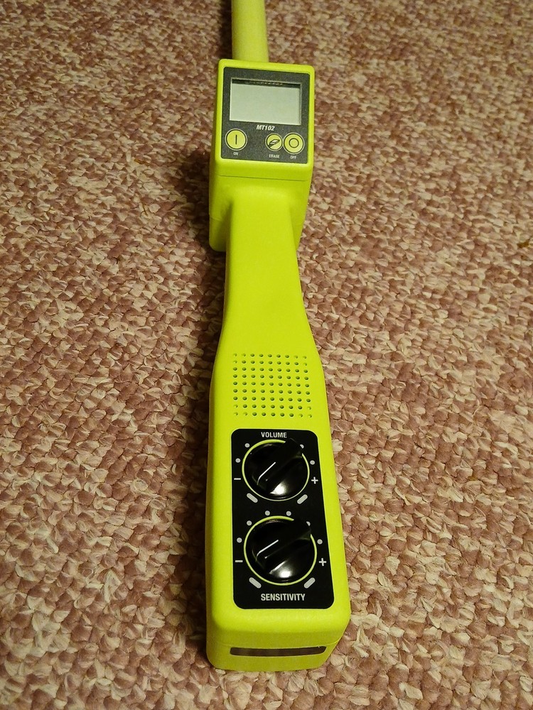 Magna-Trak 102 Magnetic Locator