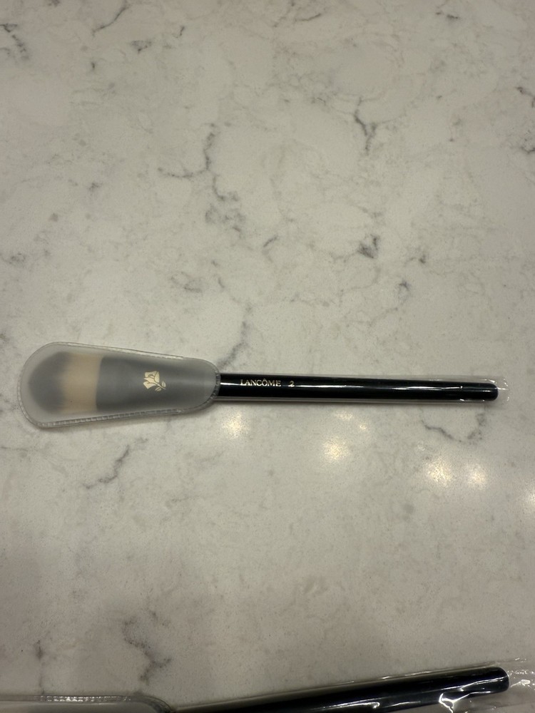 Lancome Foundation Brush #2  New