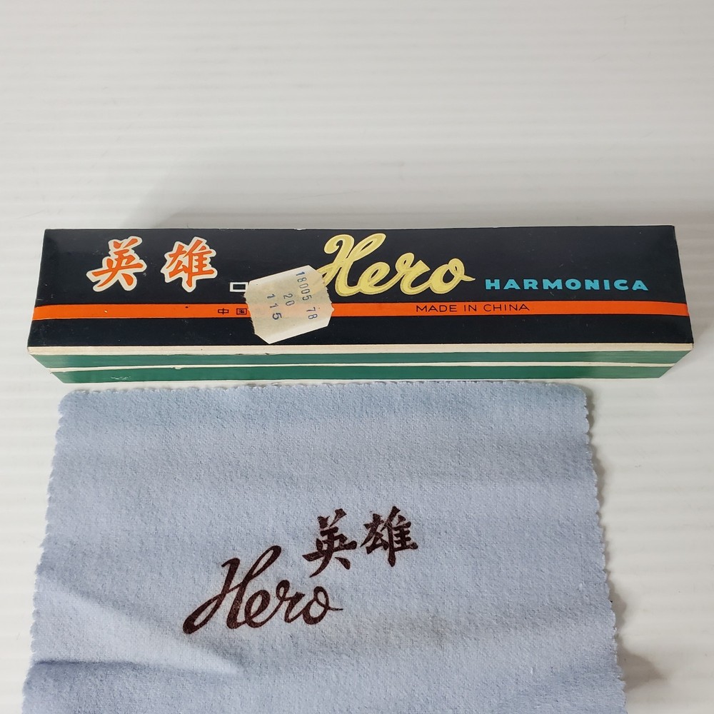 Vintage Hero Harmonica Black In Box With Microfiber Chinese