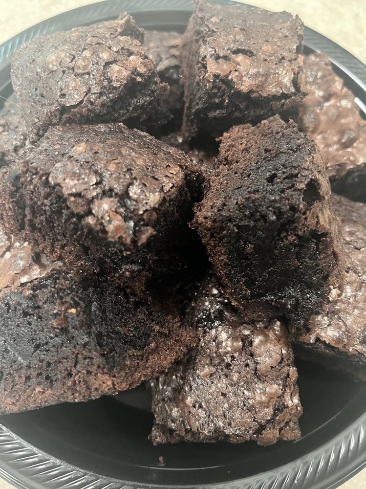 Thick & Chewy Fudge Brownies