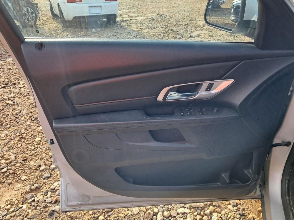 TERRAIN 2016 Glove Box 4794180