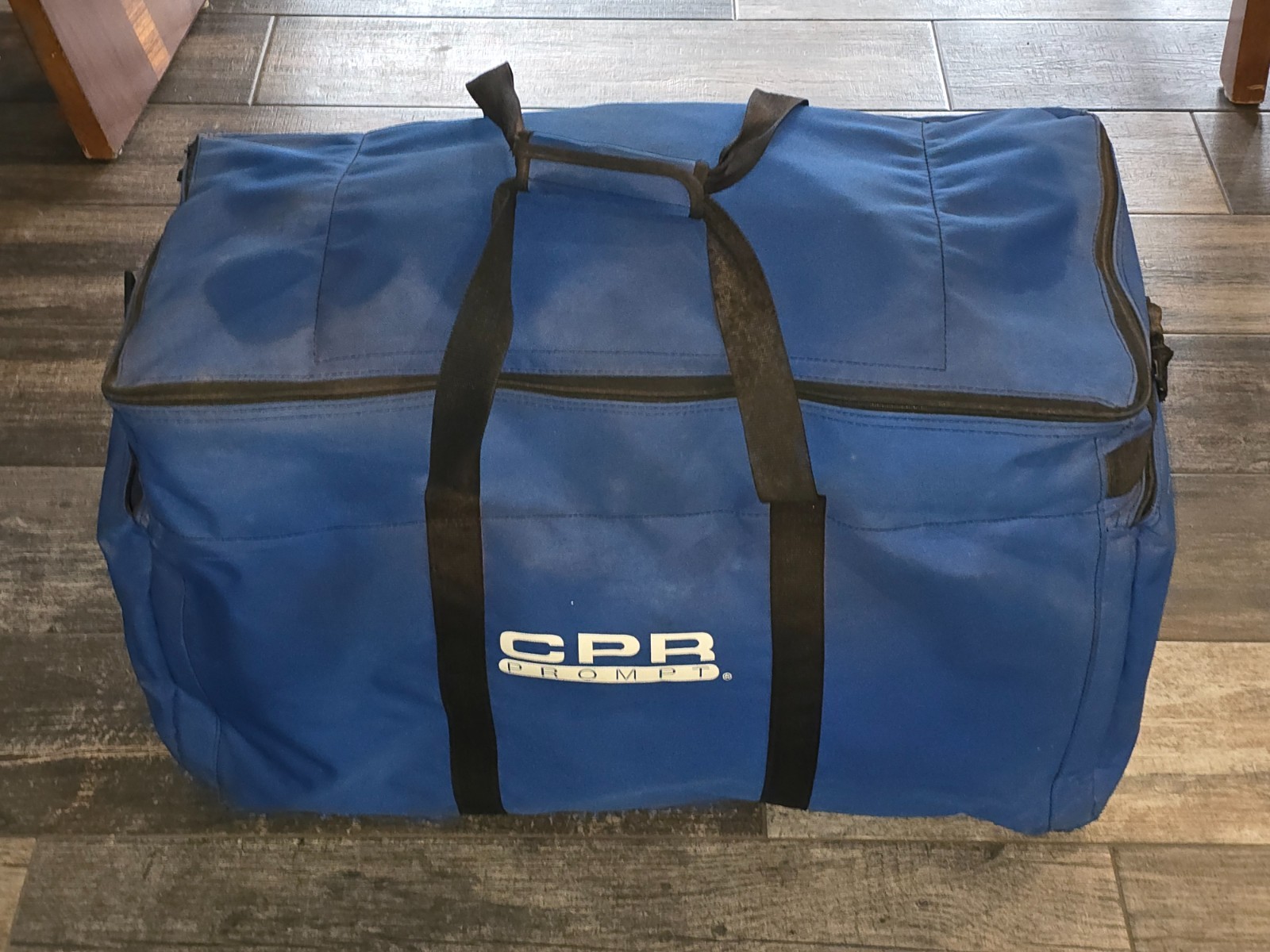 CPR Prompt Adult Training Mannequin Set (5) w/ Carry Bag & Accessories CPR/AED T