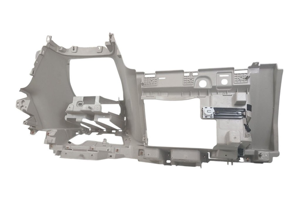 VOYAGER 2020 Dash Bezel 623572
