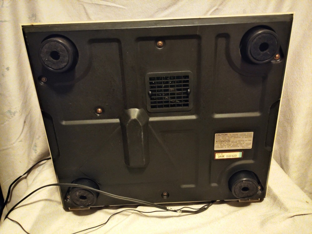 Technics SL-3350 Turntable