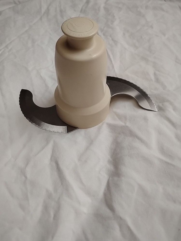 Cuisinart Food Processor FP-16LCB  Large Chopping Blade Replacement Part