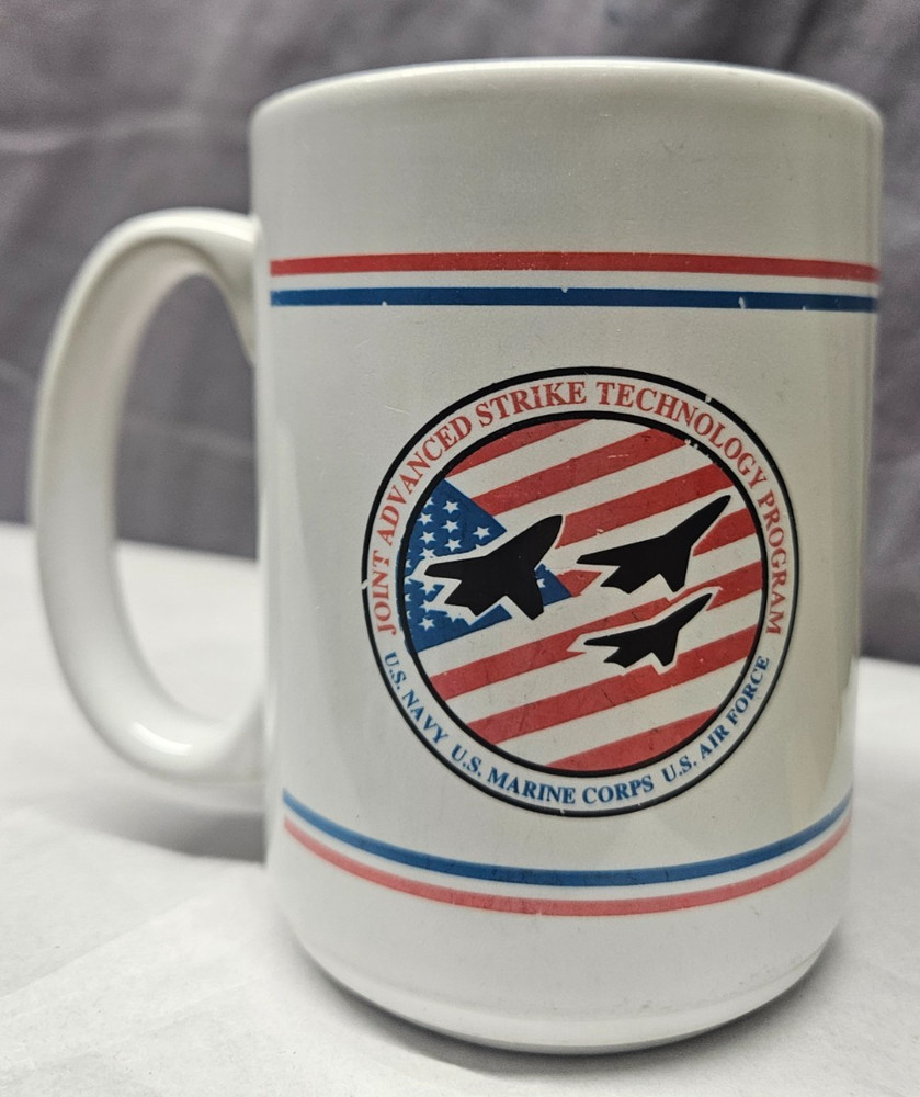 JAST ; JOINT ADVANCED STRIKE TECHNOLOGY PROGRAM BOEING DEFENSE & SPACE GROUP MUG