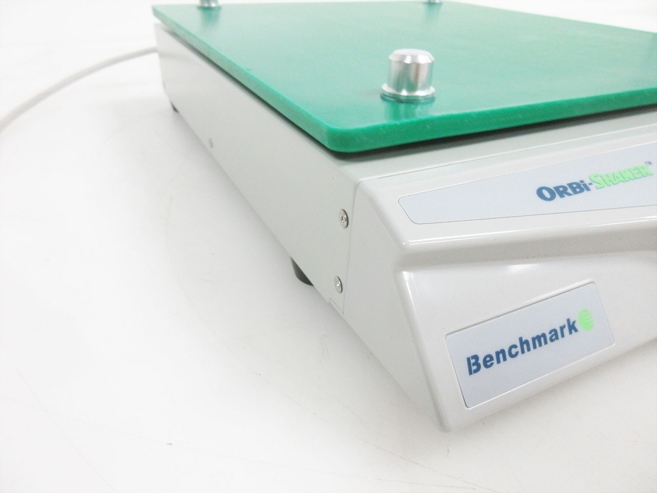 BENCHMARK BT3001 ORBI-SHAKER ORBITAL SHAKERTOUCH SCREEN & RUBBER MAT 13"X12"