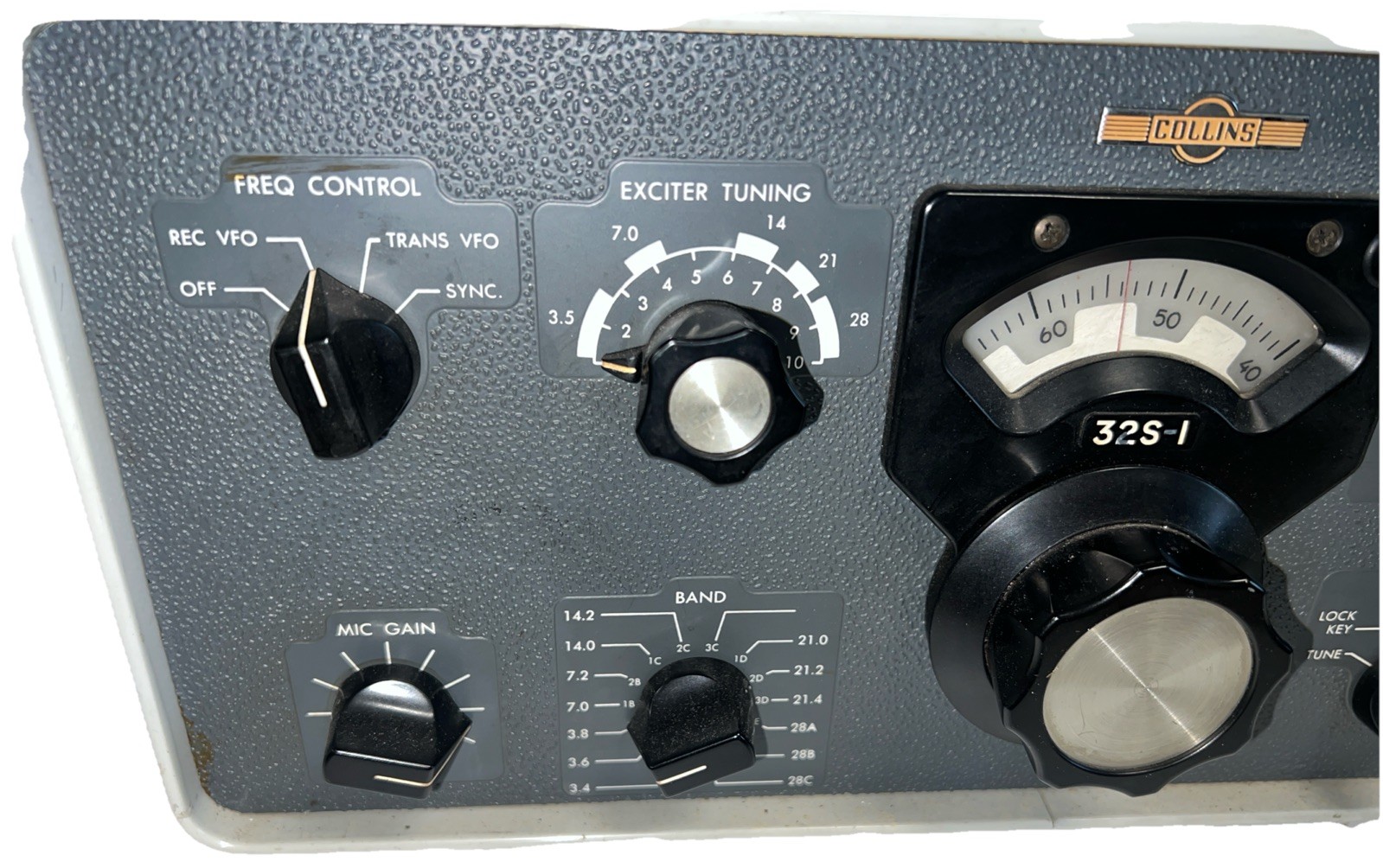 Collins 32S-1 Winged Emblem Ham Radio Transmitter Please Read.