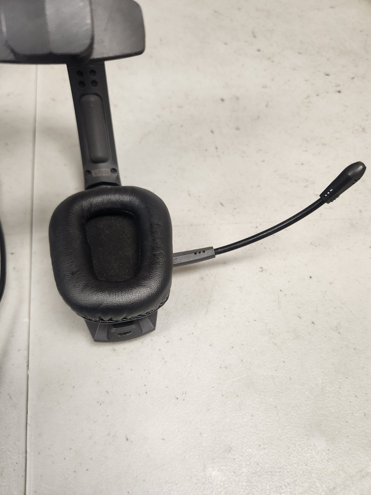 BlueParrott B550-XT Noise-Canceling Wireless Headset