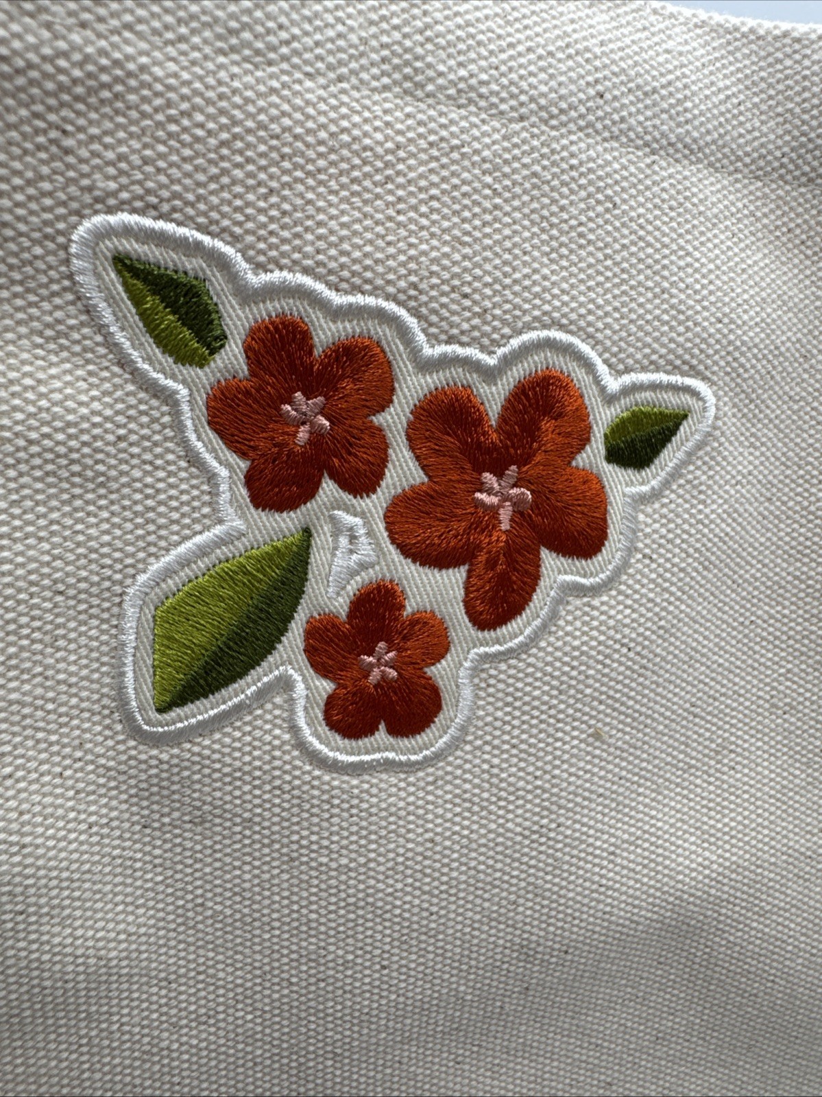 *New Disney Aulani Exclusive Canvas Tote With Patches Shoulder Bag Foldable Flap