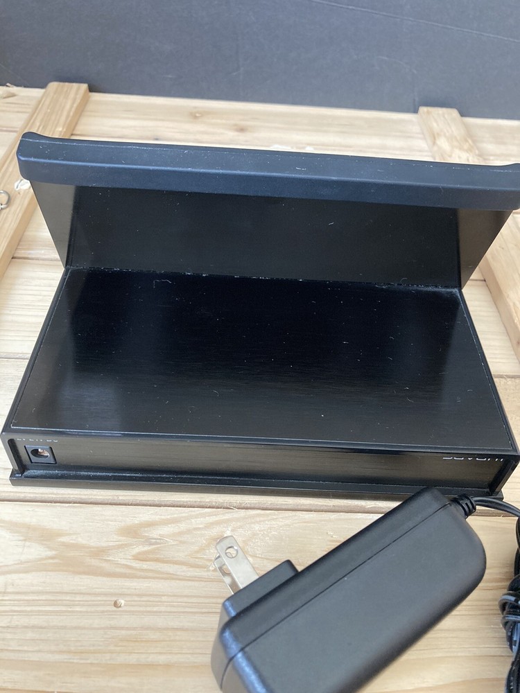 Savant DCD-100B-06 Table Top Charging and Control Dock for iPad 2 1