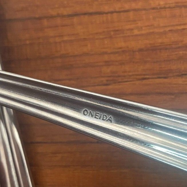 Oneida * UNITY Glossy Stainless Flatware - YOUR CHOICE - CHOOSE (174)