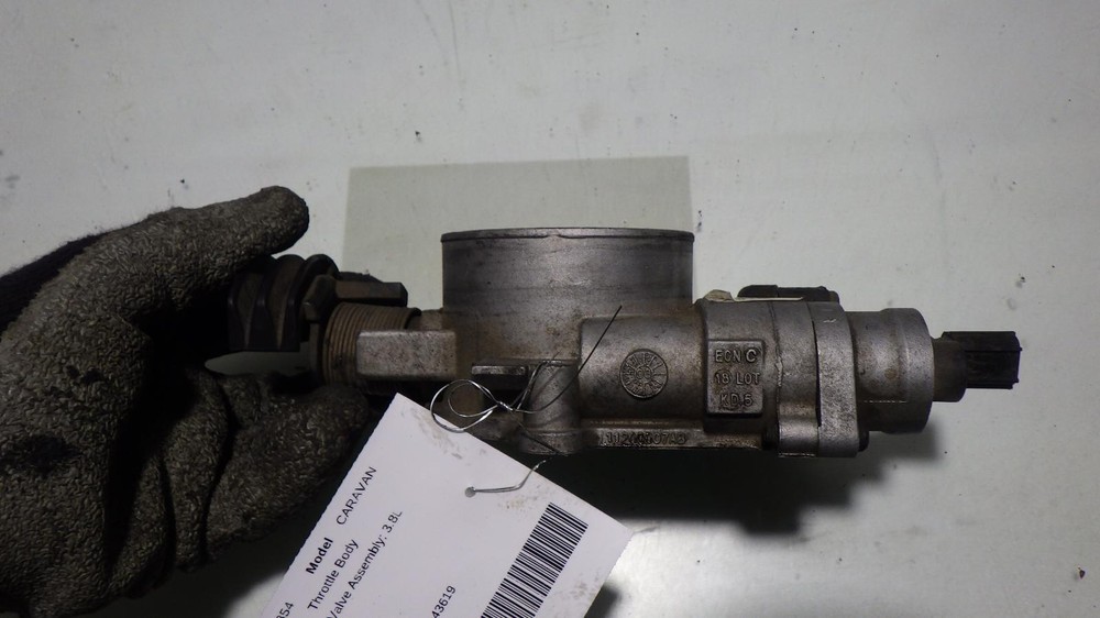 05 DODGE CARAVAN Throttle Body