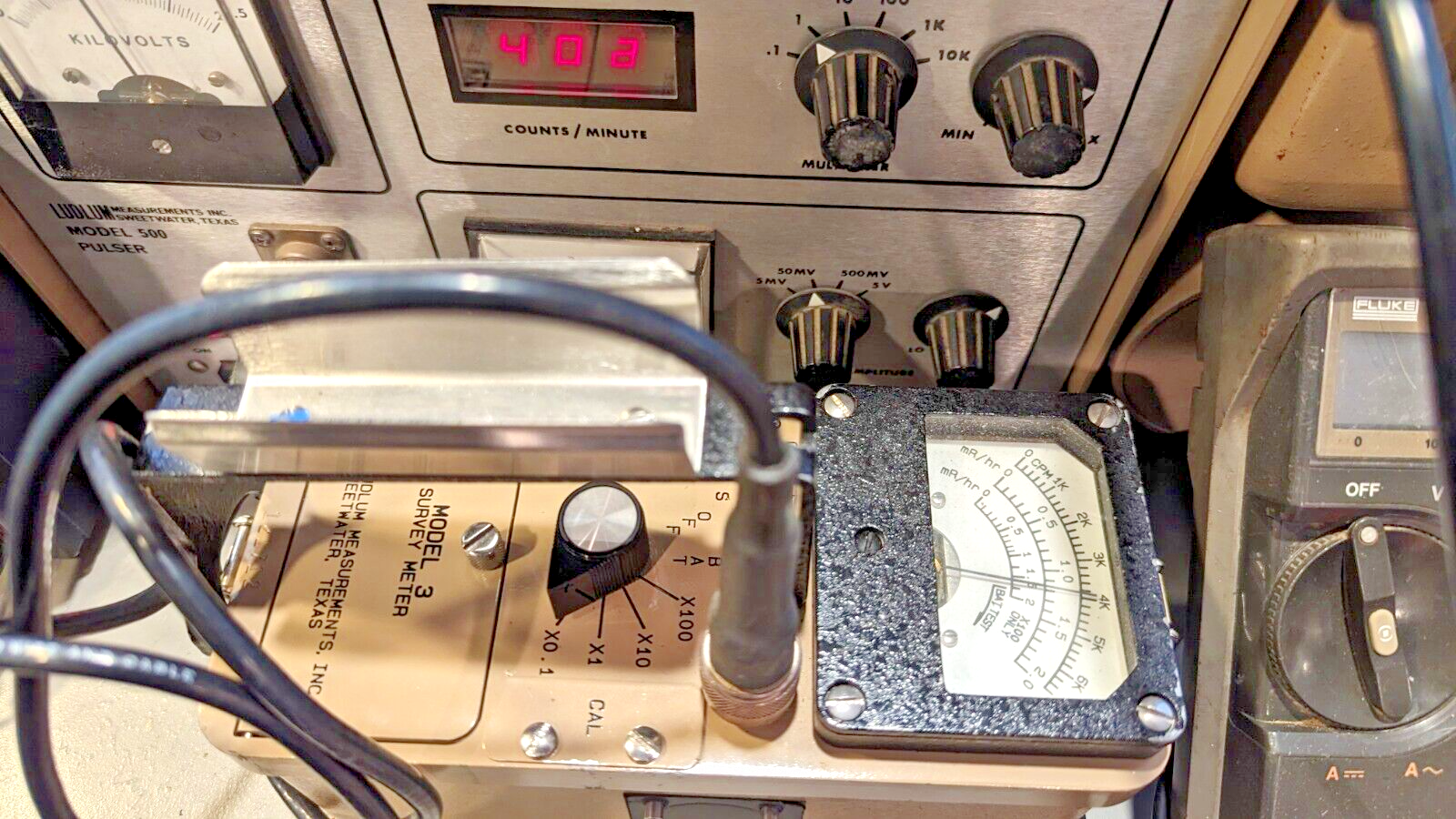 1x CLEAN Ludlum Model 3 Survey Meter 44-9 Tested, Verified, and GUARANTEED