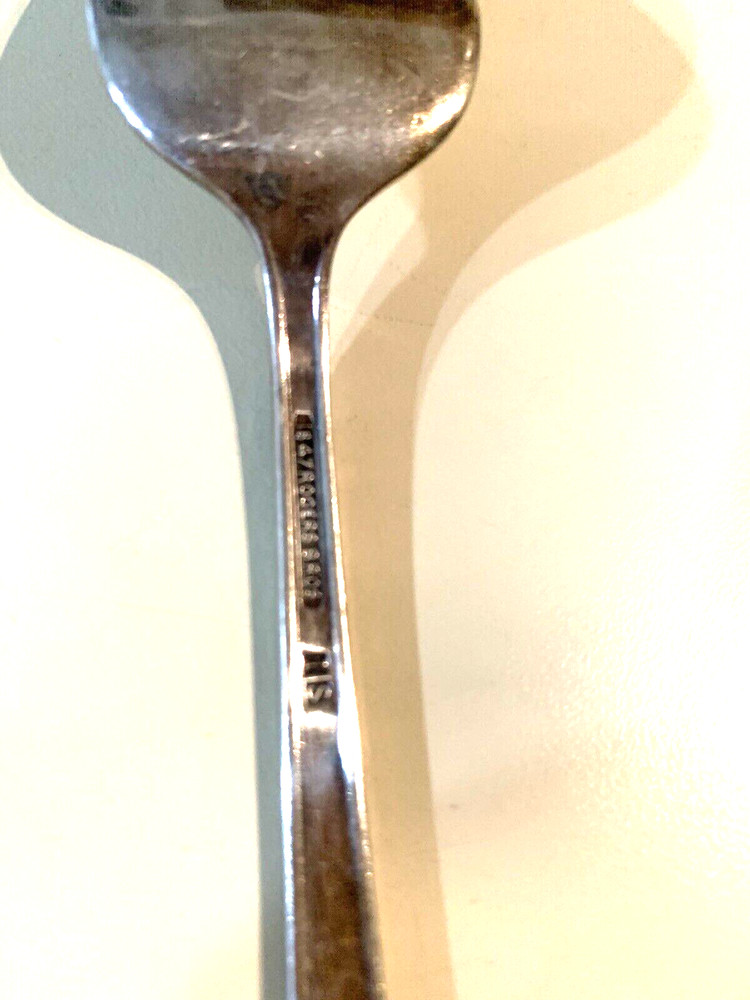 1847 Rogers Bros Silver Plate IS Floral Pattern Meat Or Serving Fork 6 1/4 inch