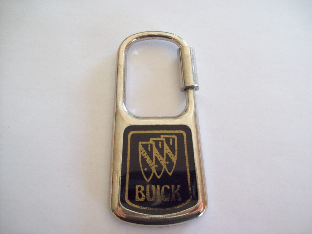 1970'S  BUICK  KEY CHAIN ......black