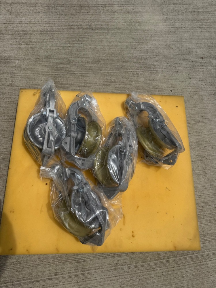 5 BRAND NEW 7 inch lined stringing blocks