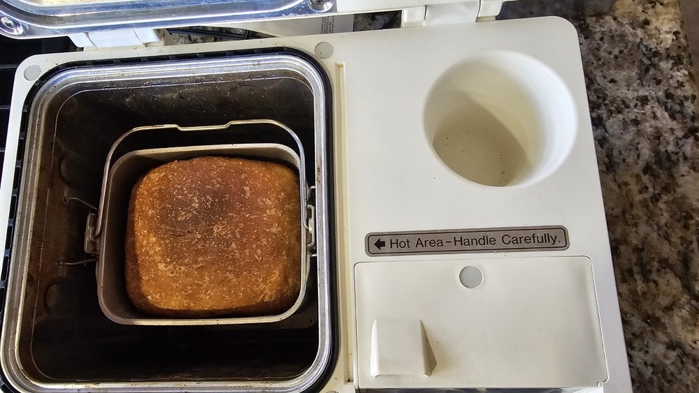 Panasonic SD-BT2P White Bread Bakery Automatic 1lb Bread Maker Machine