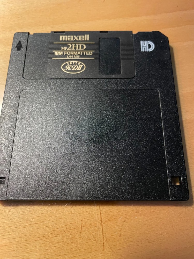 Maxell MF 2HD High Density Micro Floppy Disk 3.5"  Formatted  New - one.