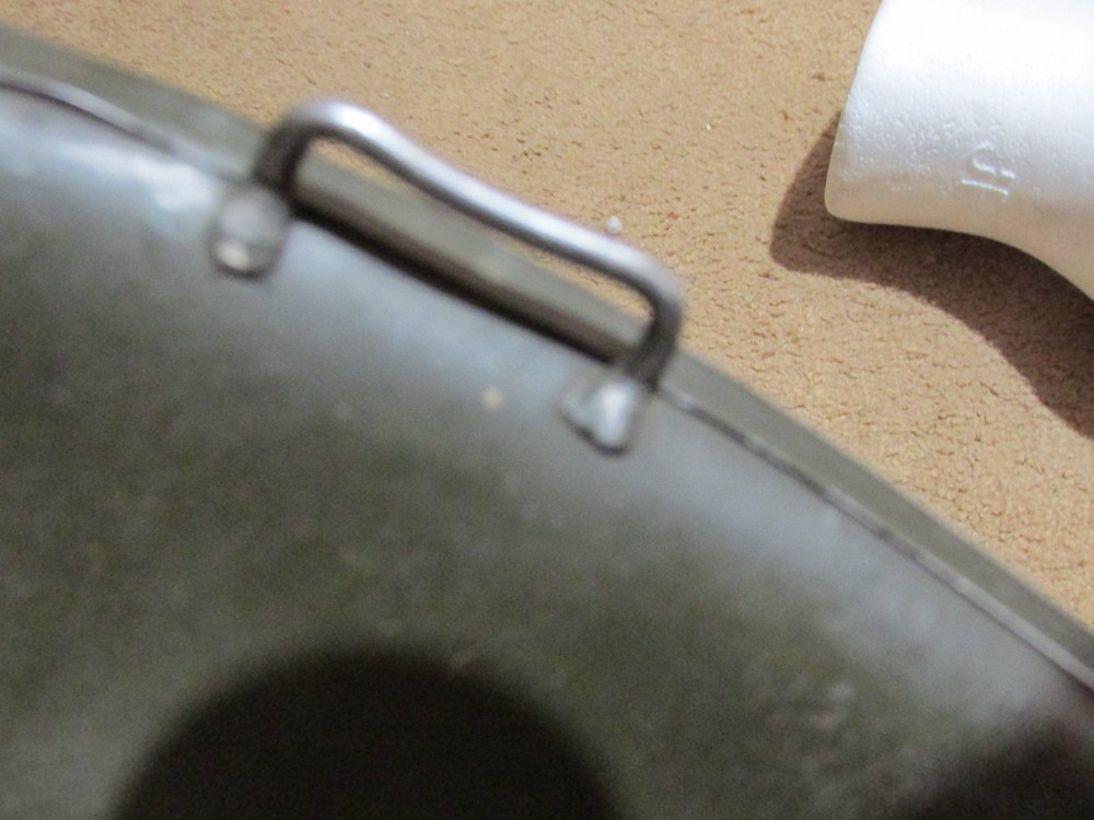 WW2 M1 fixed Bail helmet Named Lieutenant Capac liner
