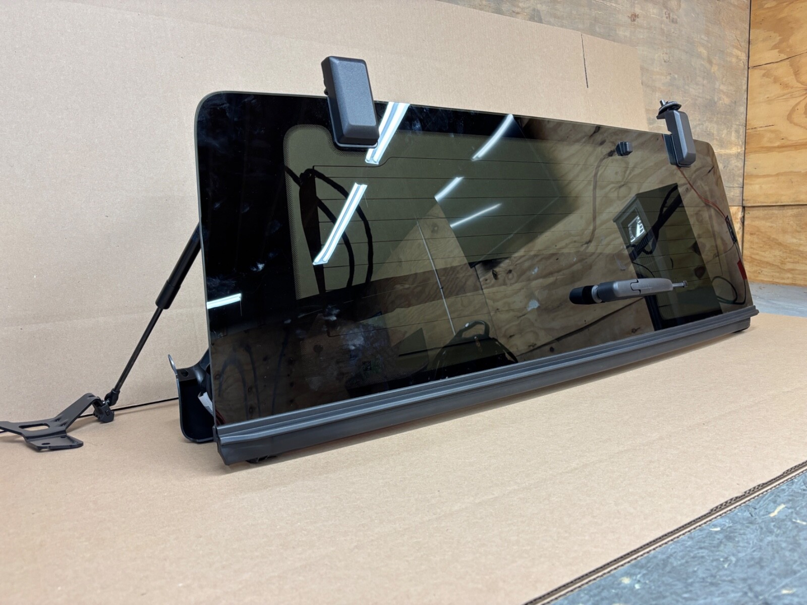 OEM TAKE OFF 2021-2024 Ford Bronco Rear Back Window Back Glass Heated