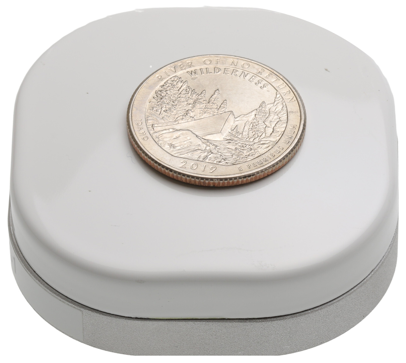 2 Inch GPS Antenna L1/L2 33dB Gain 3.3V 5V 12V or 24V Power SMA Connector - NEW