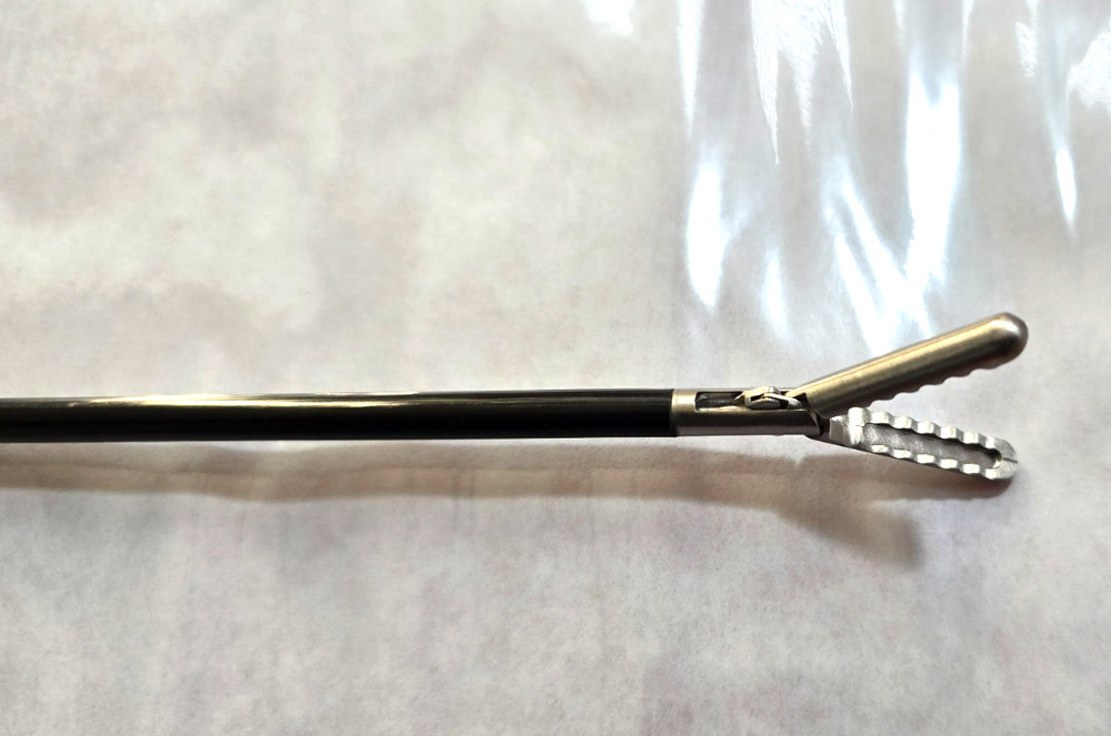 MILLENNIUM Laparoscopic Atraumatic Grasping Forceps 5mmx45cm Rotating Shaft