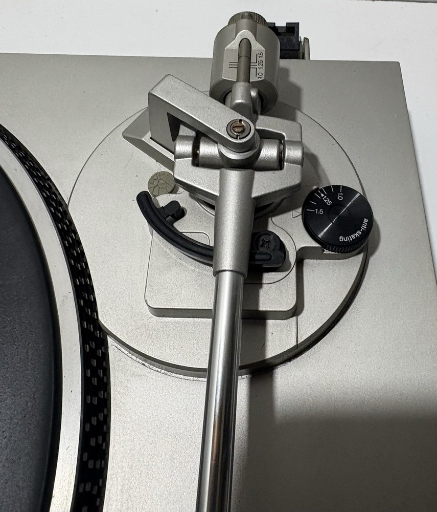 Technics SL-D20 Direct Drive Automatic Turntable System, Not Tested