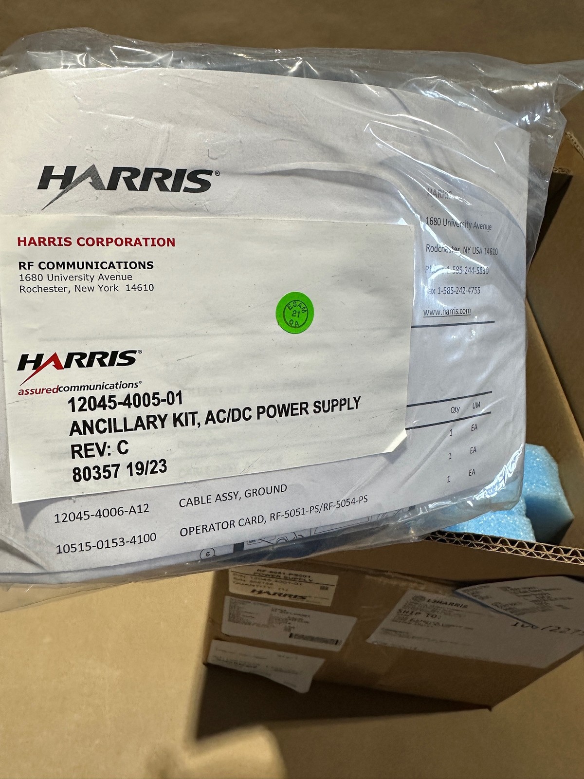 L3 Harris RF-5051-PS001 Power Supply w/ Vehicle Shock Mount & DC Power Cable