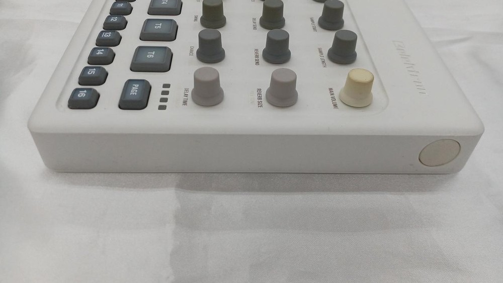 Elektron Model:Samples 6-Track Sampler Sequencer Groovebox 300 Presets USB