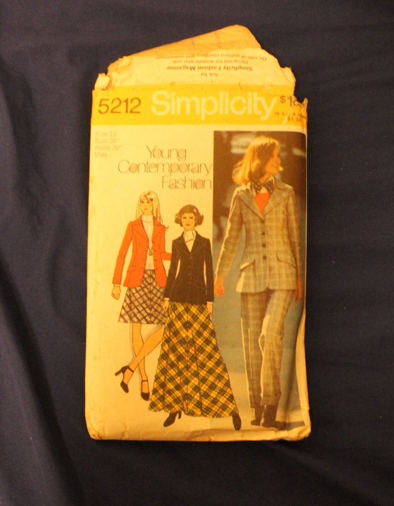 Simplicity Vintage Patterns *Used*