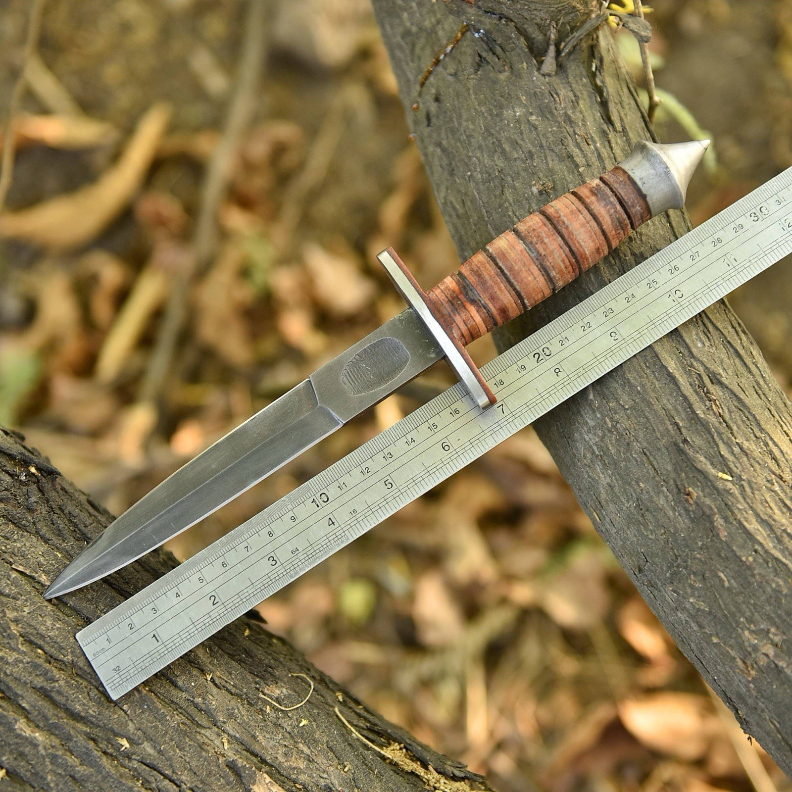 Vintage CASE V-42 Dagger US Special Forces WWII Double Edge Knife Leather Handle