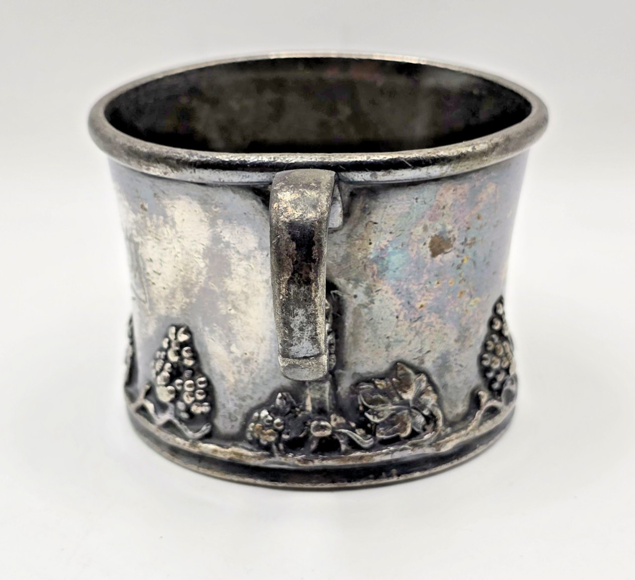 Antique Barbour Silver Co Quadruple Plated 260 Victorian Floral Fruit Cup Mug