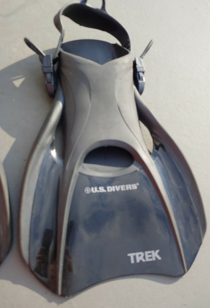 US DIVERS TREK MEDIUM 7-10 40-44 BLACK-USED