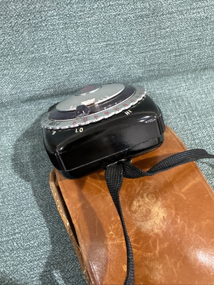 VTG GE General Electric Light Exposure Meter Type PR-2 w/ Leather Case