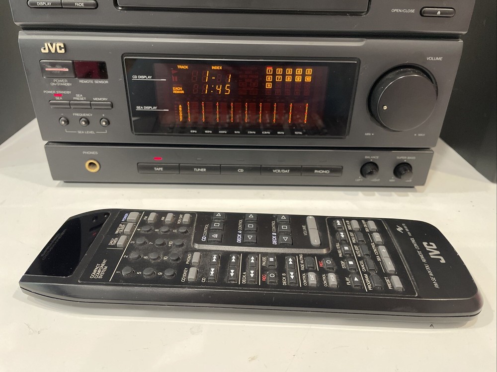 JVC MX-50 Compact Audio Component System CD/Tuner/Dual Cassette