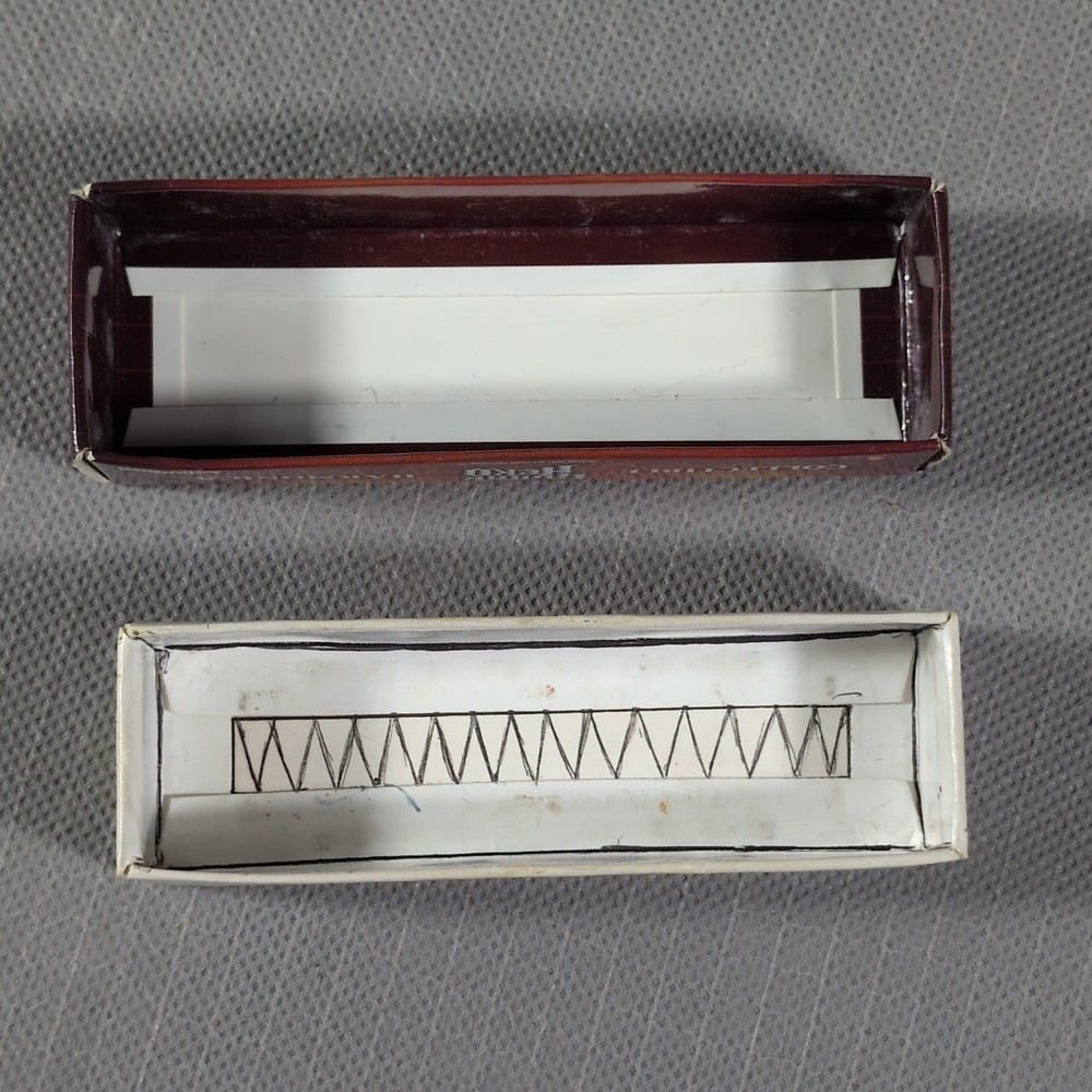 Guitar Hero Harmonica Activision collectible - Damaged Box