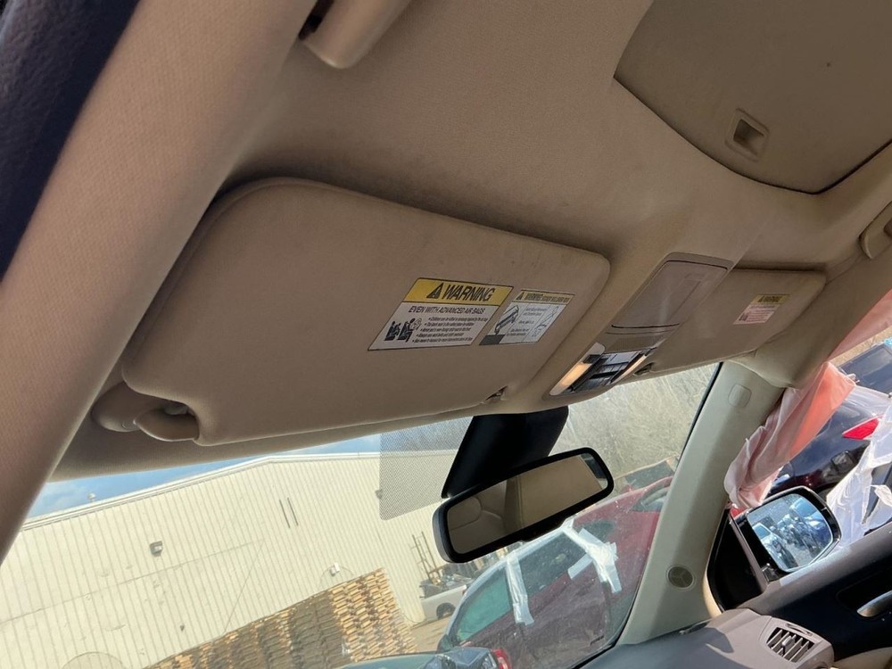 MDX 2014 Glove Box 4974853