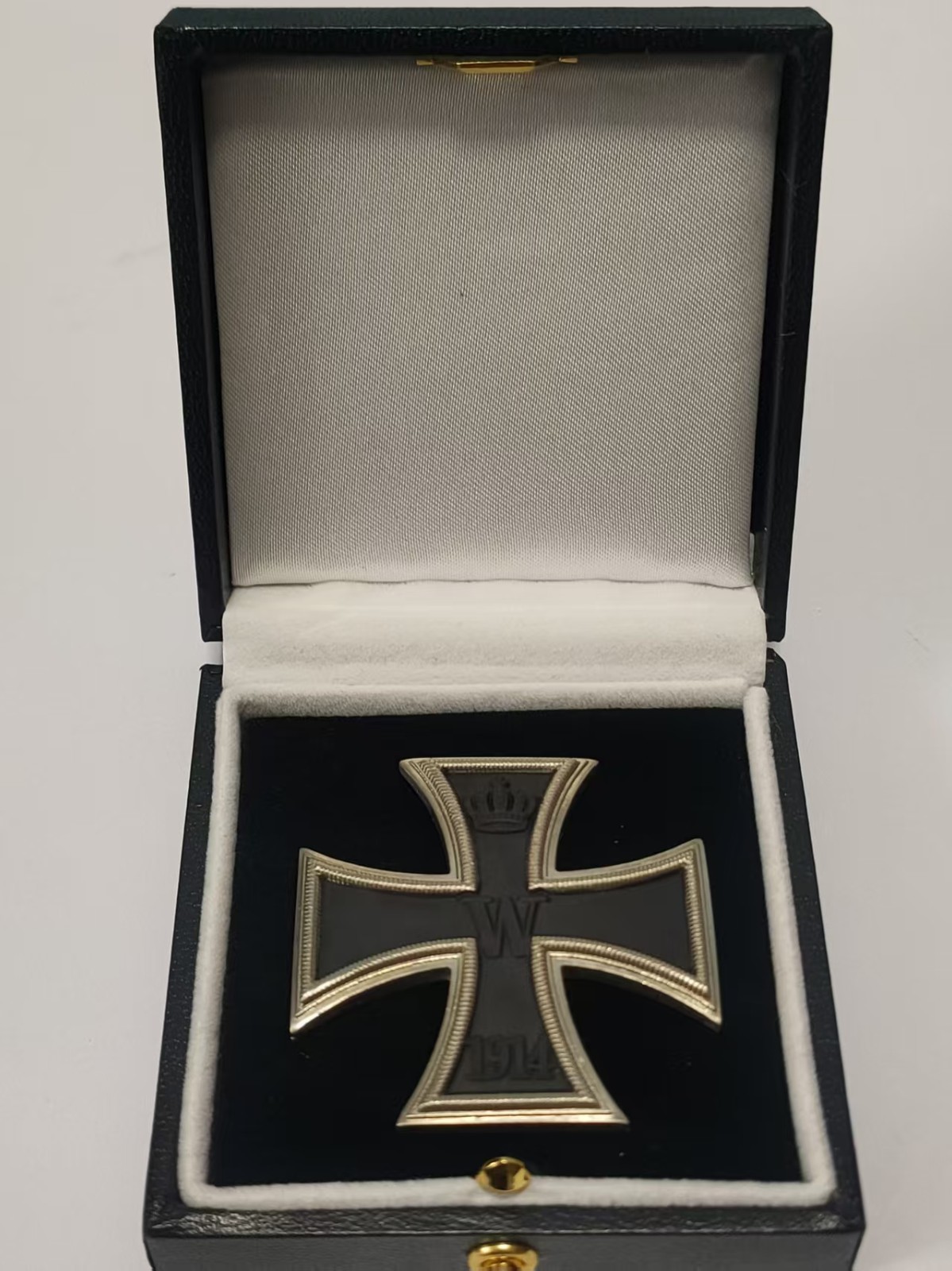WW1 Germany 1914 Iron Cross 1st Class (Nickel Silver) W Box Reproduction
