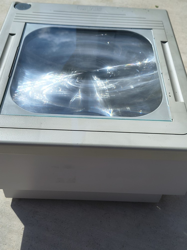 3M 1700 Series overhead projector