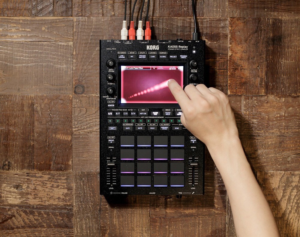 KORG KAOSS Replay Dynamic Effect Sampler All-in-One DJ Performance NEW