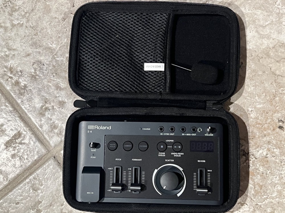 Roland AIRA Compact E-4 Voice Tweaker - MINT - FREE Shipping, Case, Knobs, & Mic