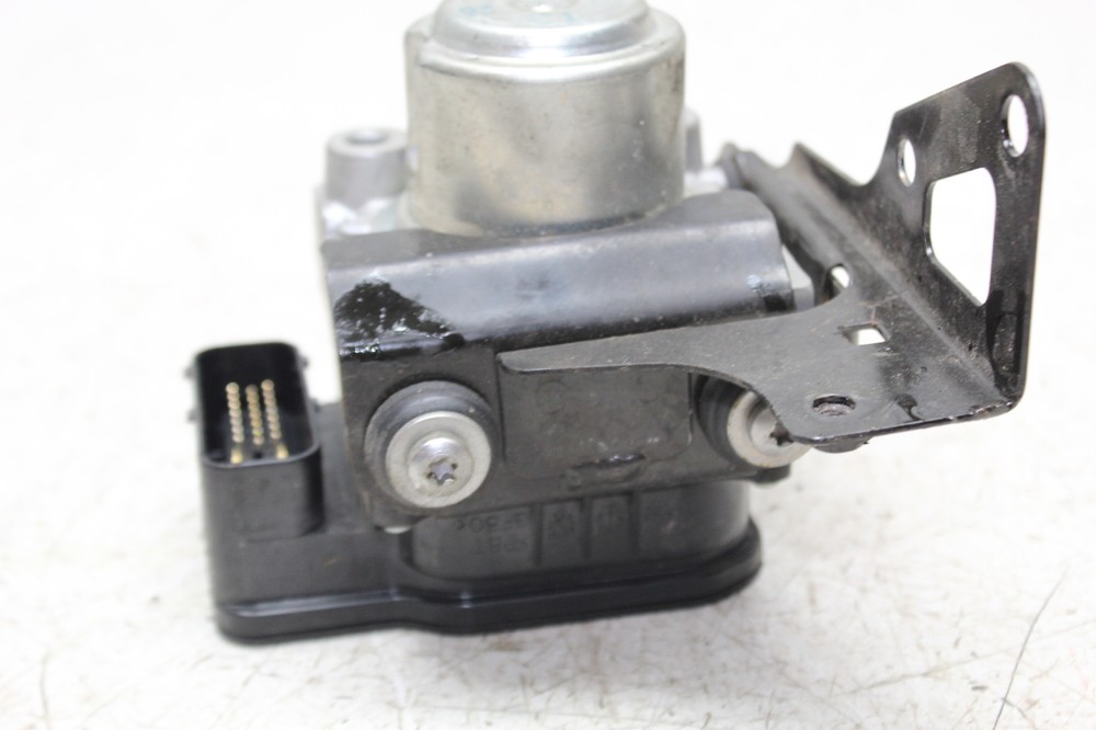 2011 TRIUMPH SPRINT GT 1050 ABS PUMP UNIT MODULE