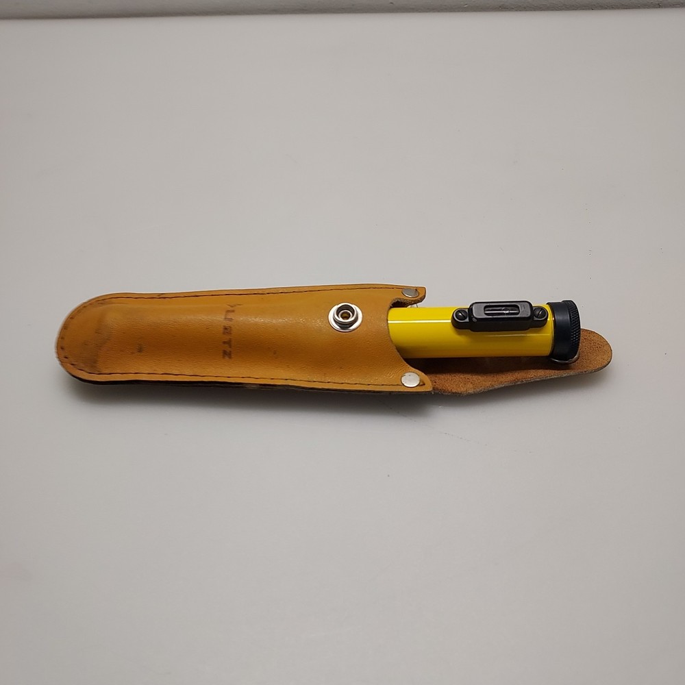 LIETZ 8040-00 VTG ENGINEERING SURVEYOR TELESCOPING LEVELING HAND SIGHT WITH CASE